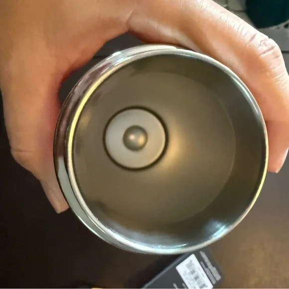 NWT 24 oz Hydro Flask Hawaii Limited Edition Hibiscus Pink and Orange Bottle - Picture 7 of 8